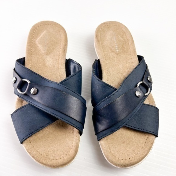 St. John’s Bay navy open toe sandals womens size 6 - Picture 1 of 10